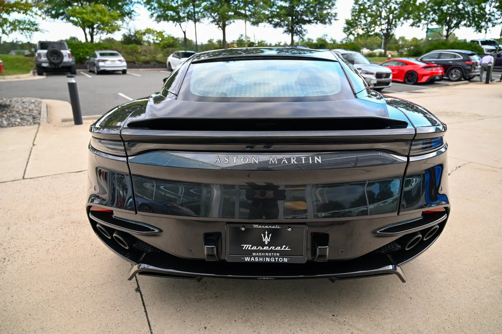 Used 2021  Aston Martin Superleggera image 4