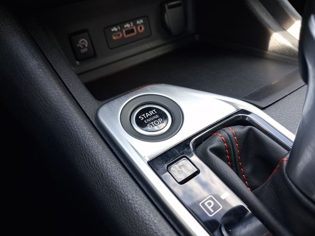 Certified Used 2025 White Nissan SR image 27