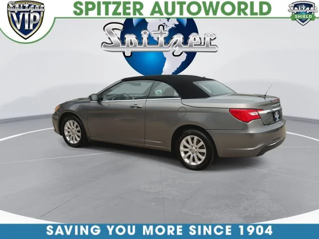 Used 2012 Gray Chrysler Touring image 7