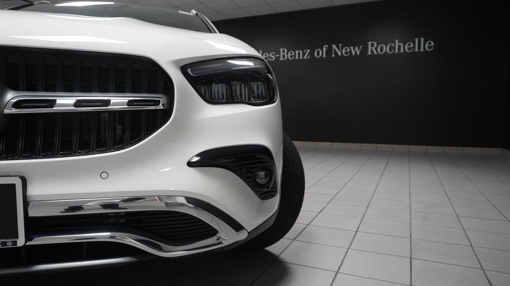 Certified Used 2026 White Mercedes-Benz GLA 250 image 24