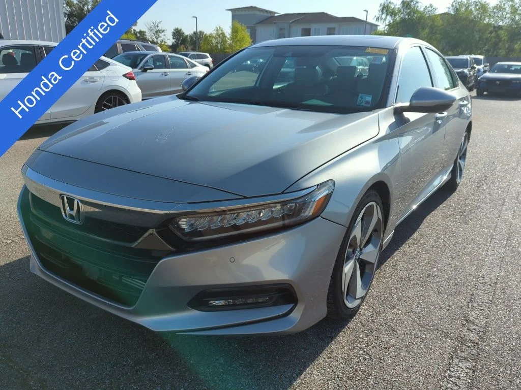 2020 Honda Accord 2.0T Touring Auto's photo