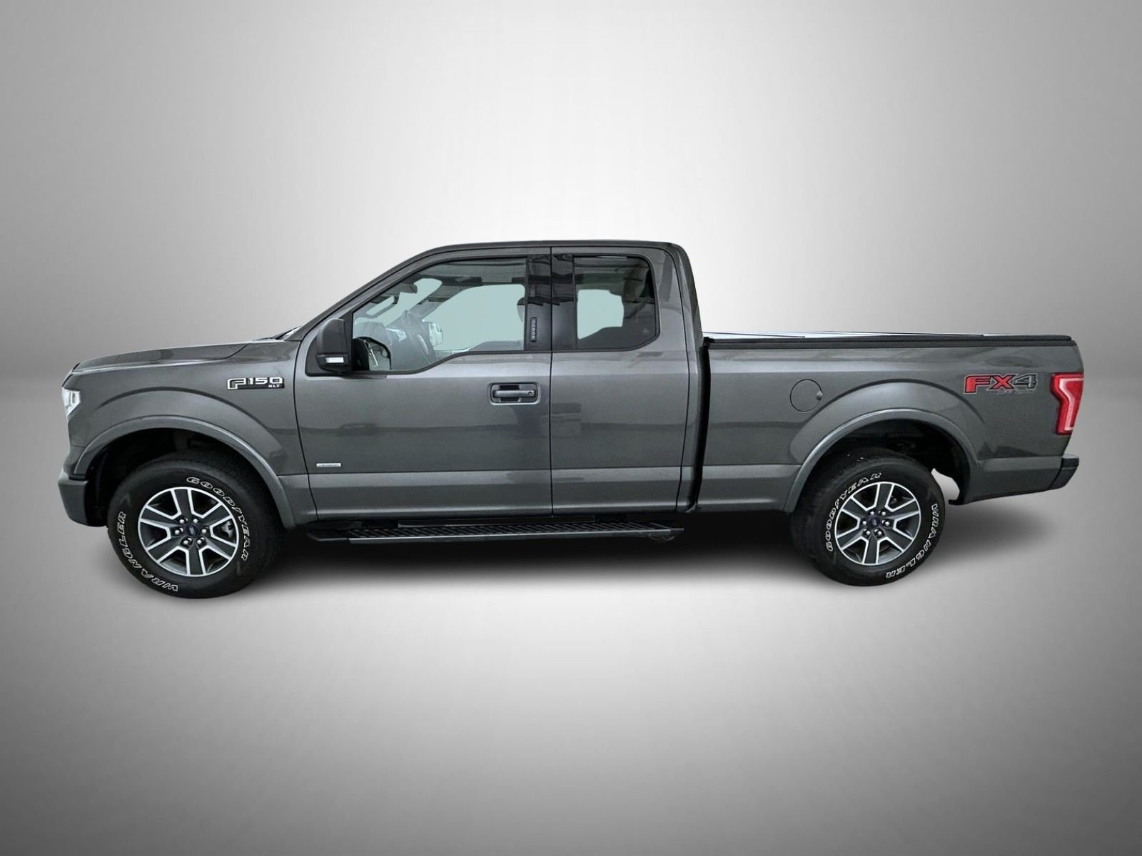Used 2016 Gray Ford XLT image 8