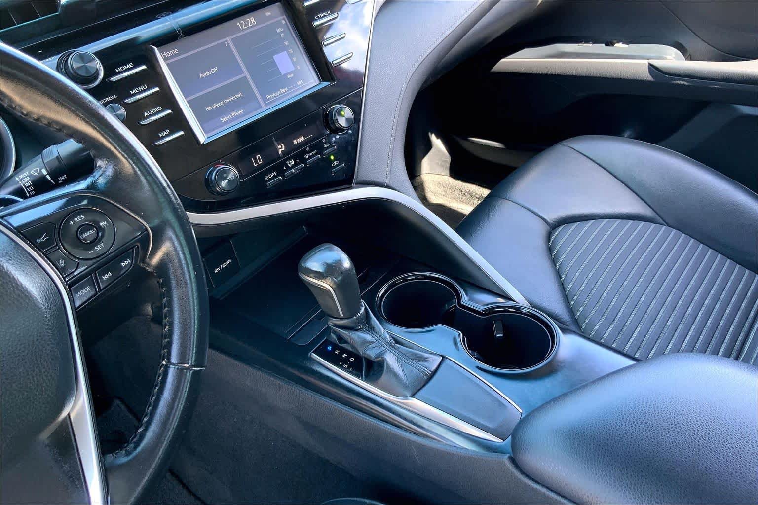Used 2019 Supersonic Red Toyota SE image 16