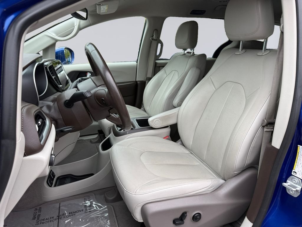 Used 2021 Blue Chrysler Touring L image 11
