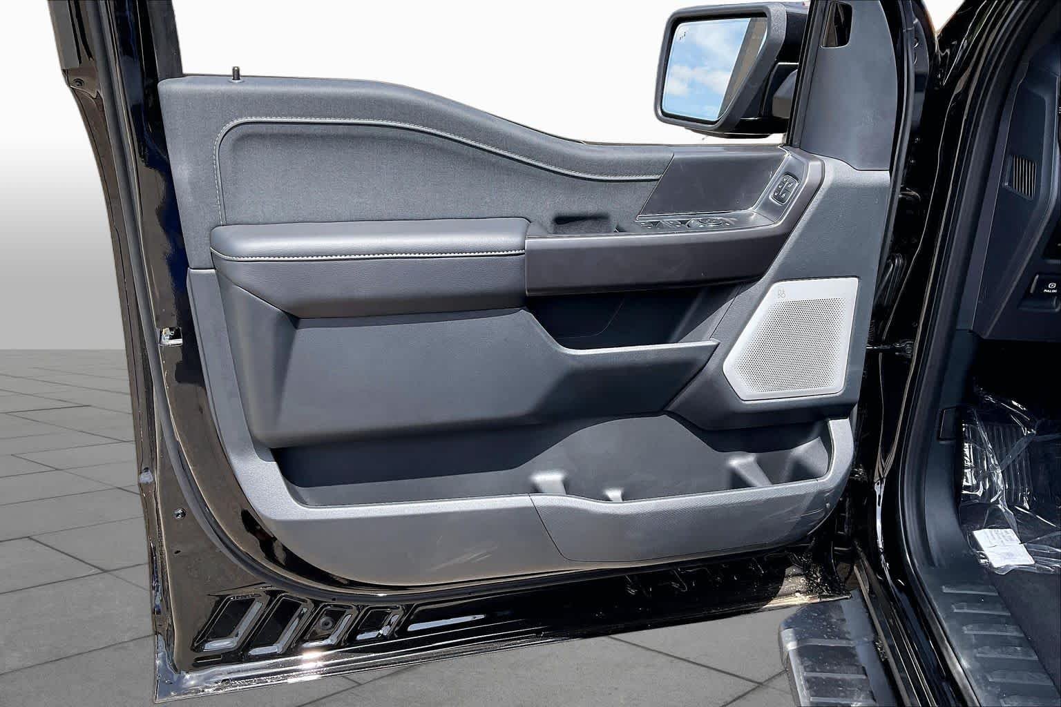 New 2026 Agate Black Metallic Ford Lariat® image 10