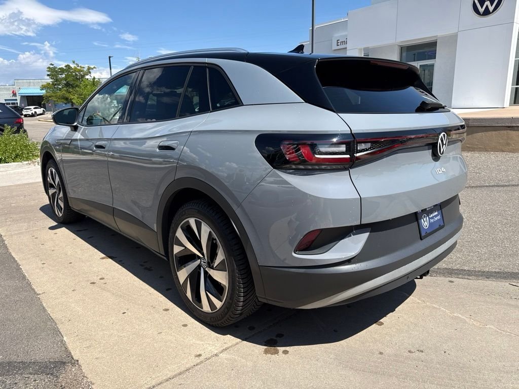 Certified Used 2022  Volkswagen Pro S image 4