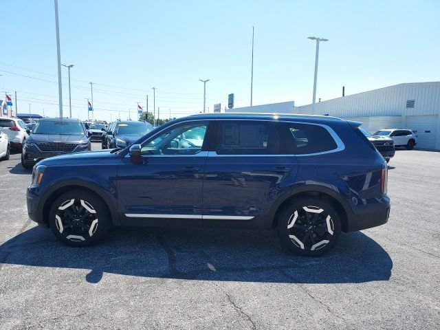 Used 2024  Kia EX image 9