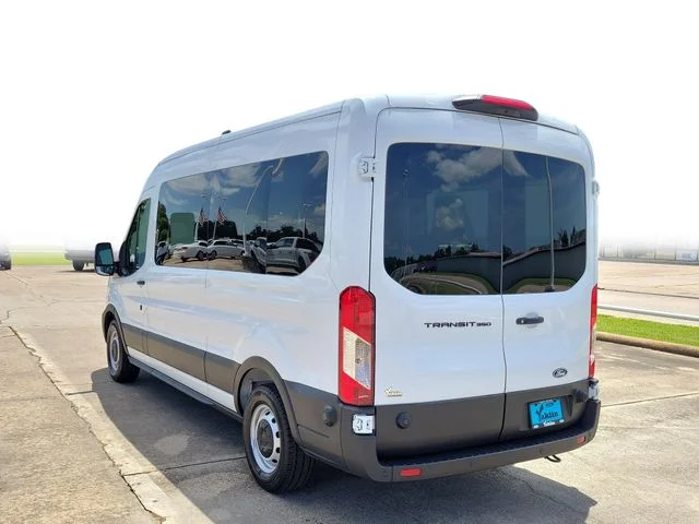 New 2026 Oxford White Ford Passenger Van XL image 3