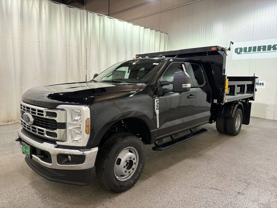 New 2026 Agate Black Metallic Ford F-350® XL image 4