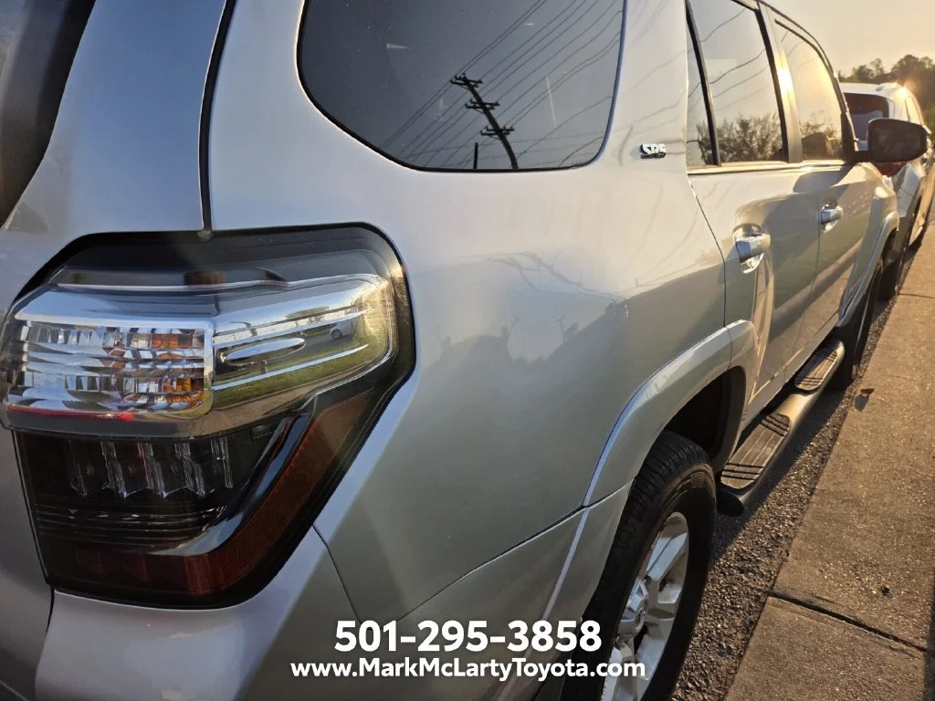 Used 2015 Silver Toyota SR5 Premium image 10