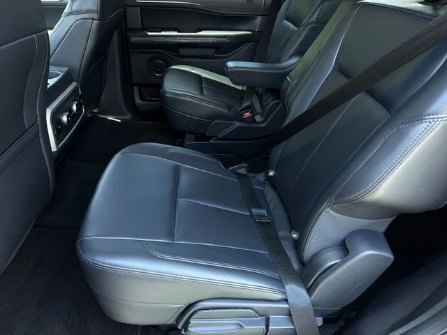 Used 2024 Black Ford XLT image 19