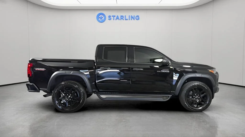Used 2023 Black Chevrolet Trail Boss image 11