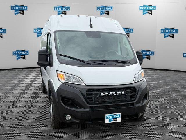 Used 2026 White RAM TRADESMAN image 8