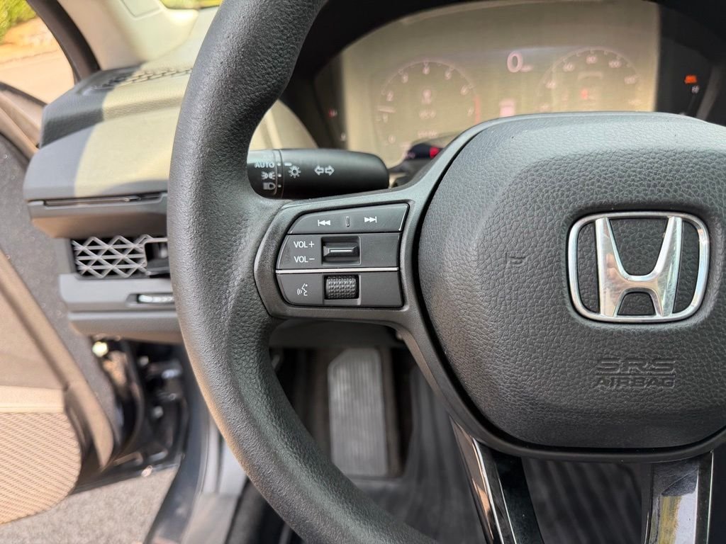 Used 2023 Canyon River Blue Metallic Honda LX image 14