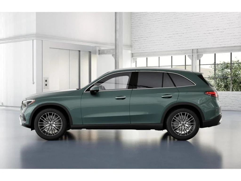 New 2026 Silver Mercedes-Benz GLC 300 image 34
