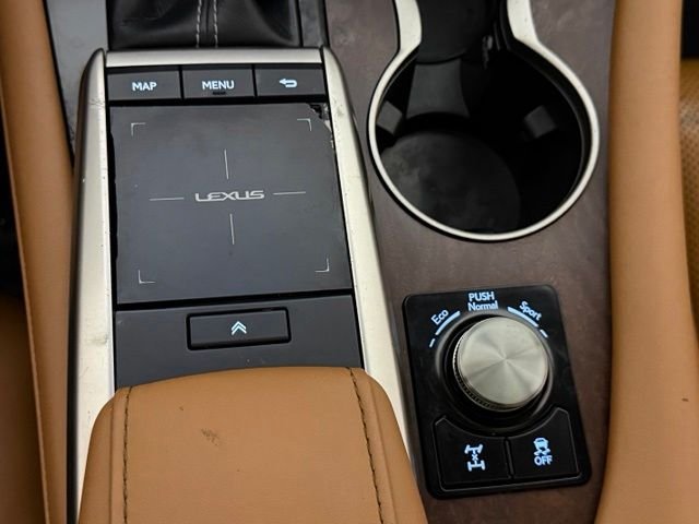 Used 2022 Nori Green Pearl Lexus 350L image 37