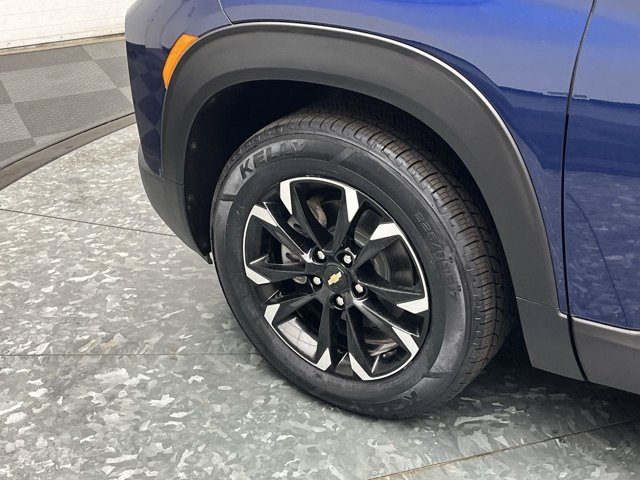 Used 2022 Blue Glow Metallic Chevrolet LT image 29
