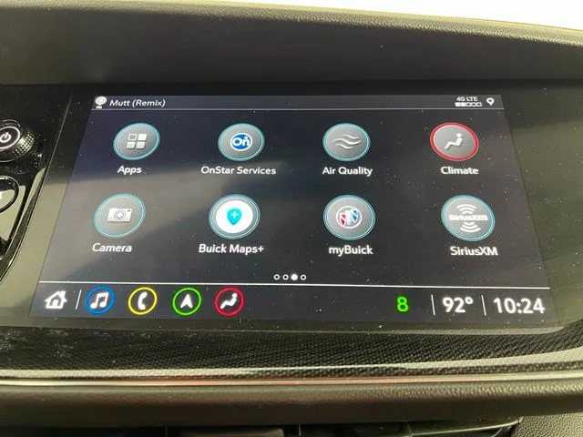 Used 2022 Black Buick Essence image 23