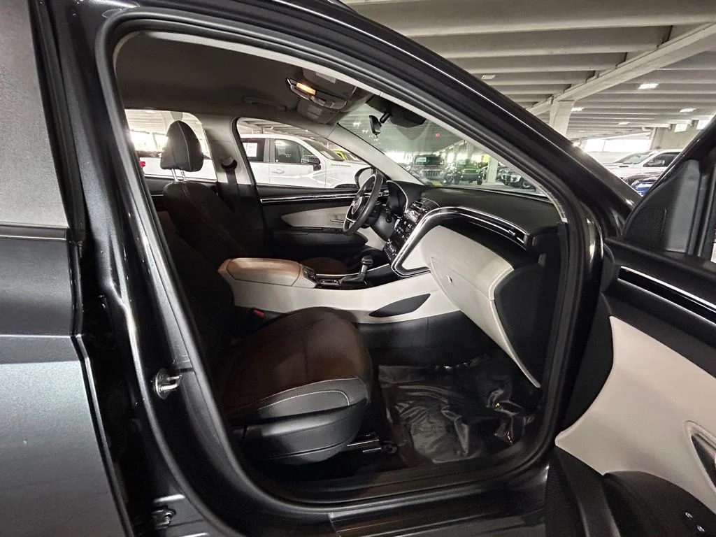 Used 2024 Dark Gray Metallic Hyundai SEL image 28