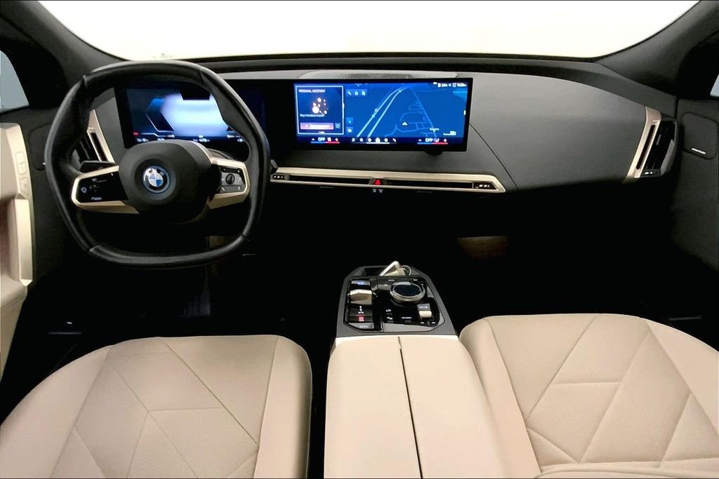 Used 2024 Dark Graphite Metallic BMW  image 15