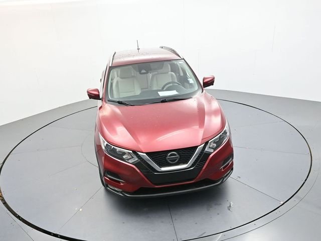Used 2020 Scarlet Nissan SV image 36