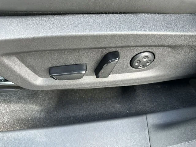 New 2026 Everest White Pearl TriCoat Nissan Platinum image 16