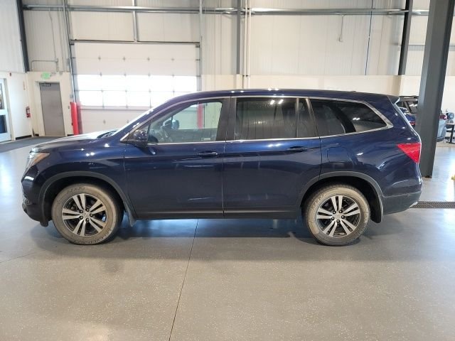 Used 2018  Honda EX image 4