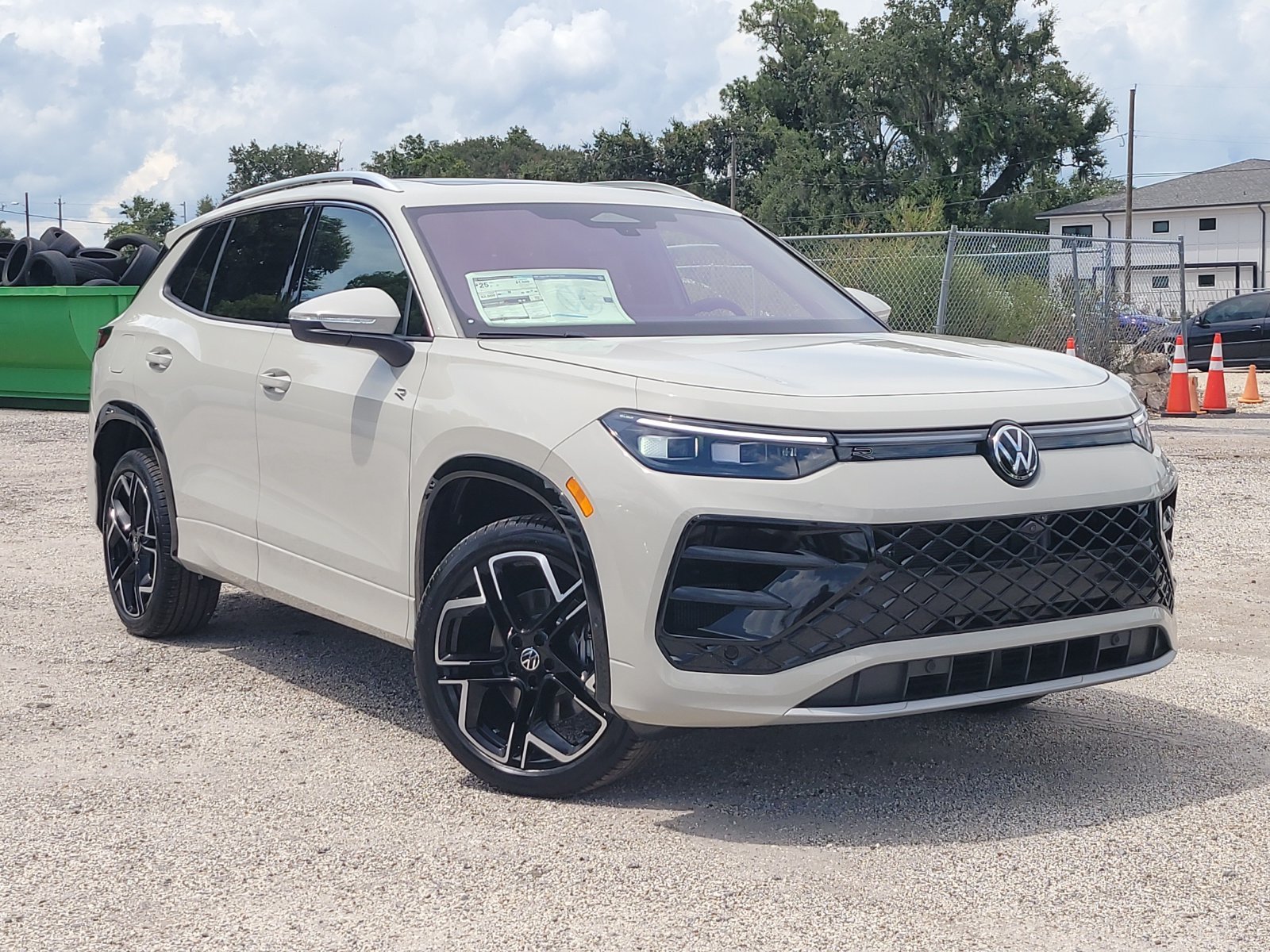 New 2026 Sandstone Volkswagen 2.0T SEL R-Line Turbo image 33