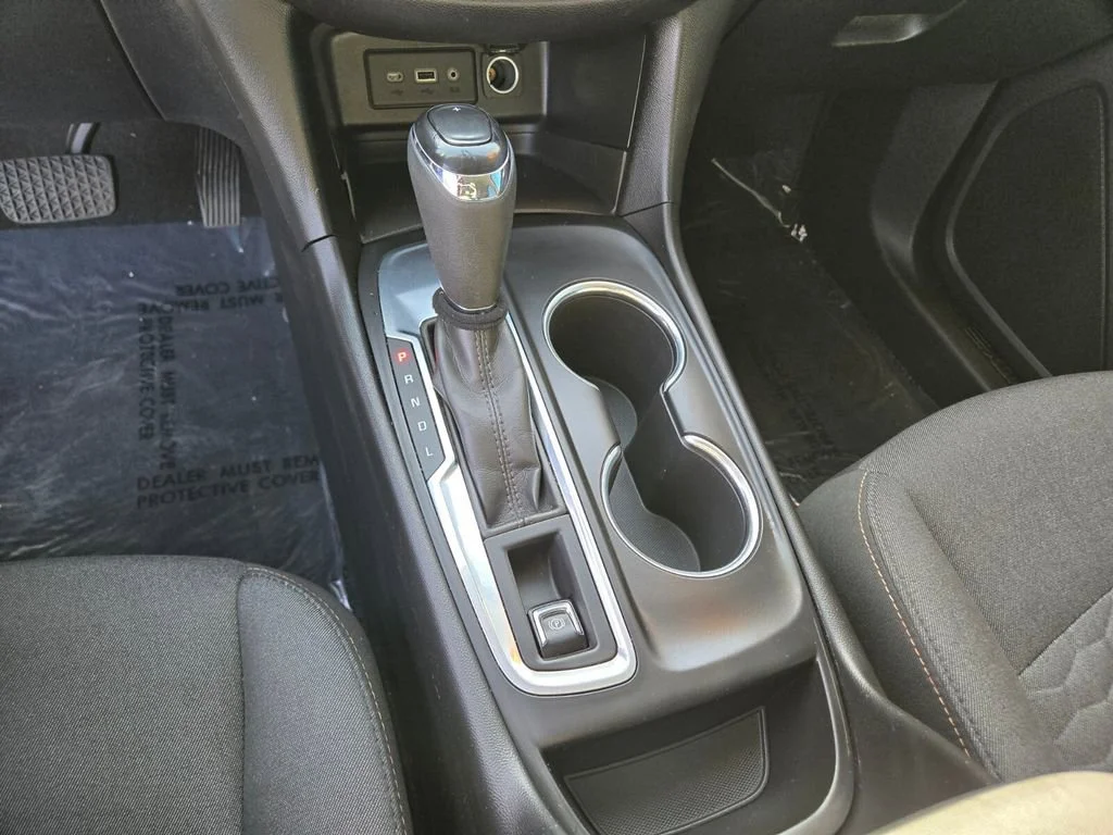 Used 2019 SILVER ICE METALLIC Chevrolet LT image 22