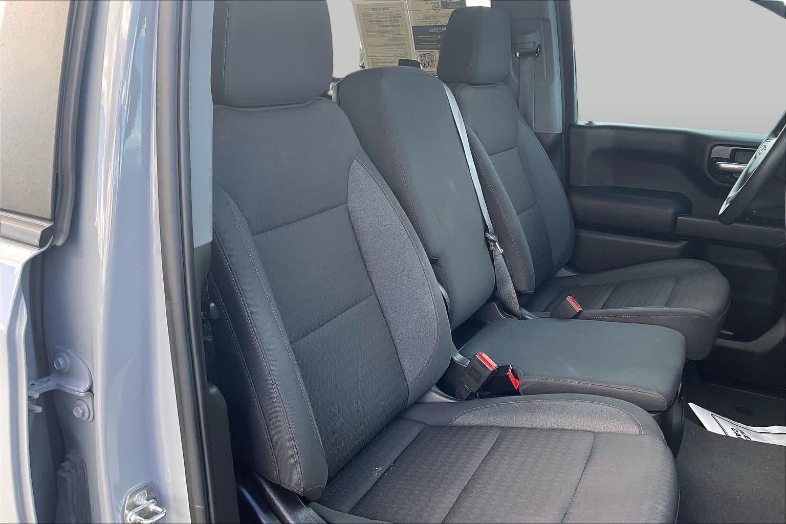 Used 2024 Slate Gray Metallic Chevrolet Custom image 9
