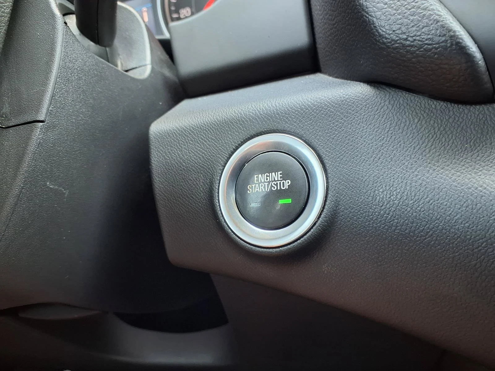 Used 2021 Graphite Gray Metallic GMC SLE image 16