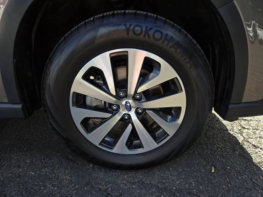 Used 2022 Brilliant Bronze Metallic Subaru Premium image 9