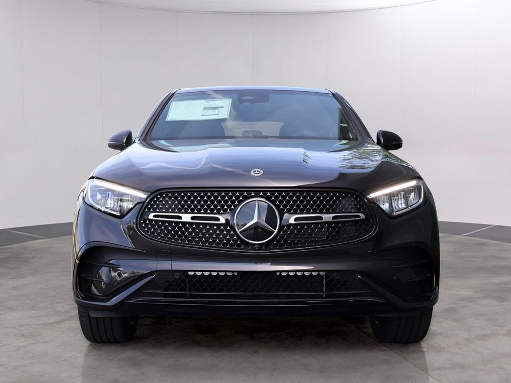 Used 2025 Graphite Gray Metallic Mercedes-Benz GLC 300 Coupe image 2