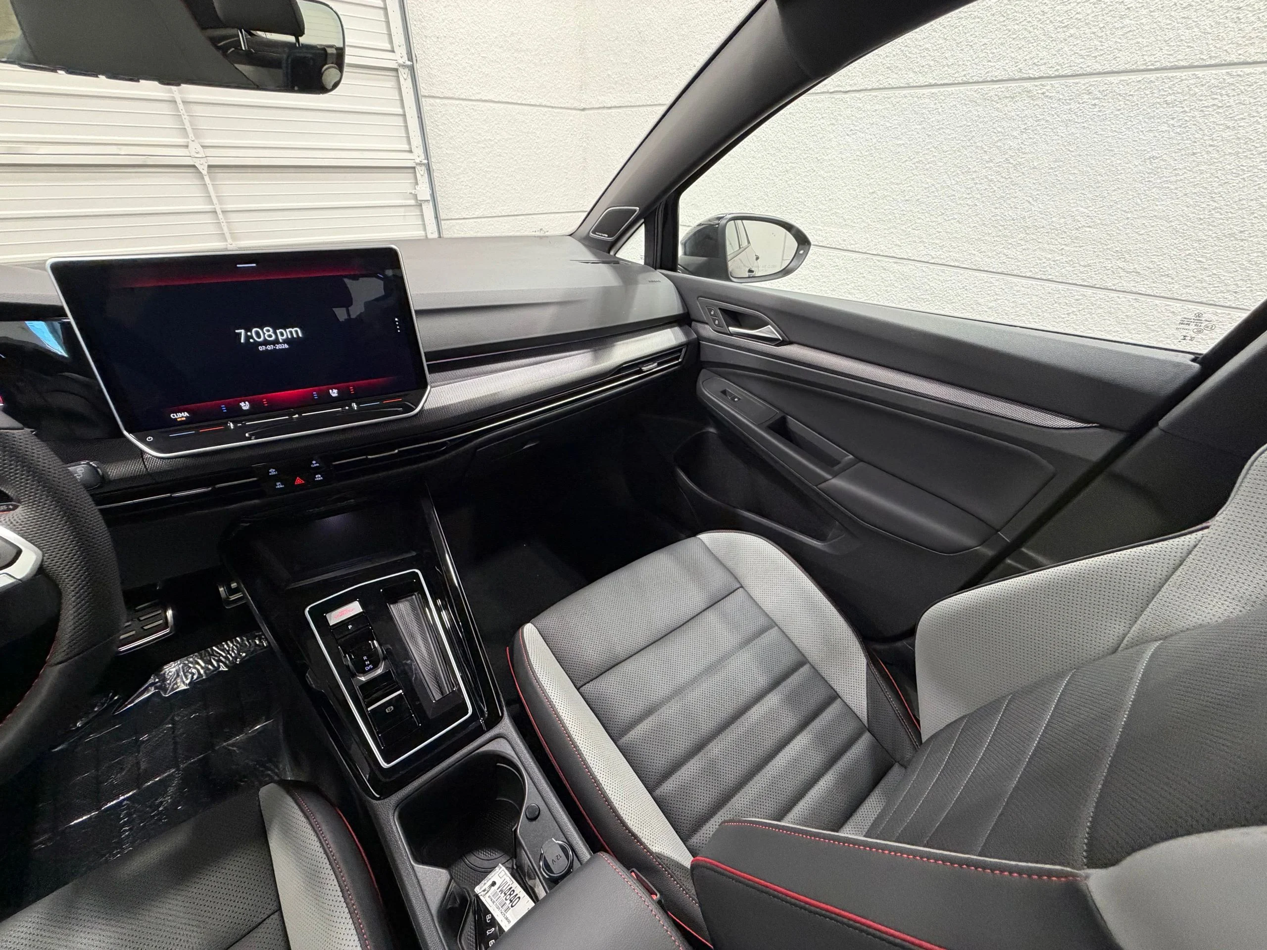 New 2026 Black Volkswagen 2.0T SE image 31