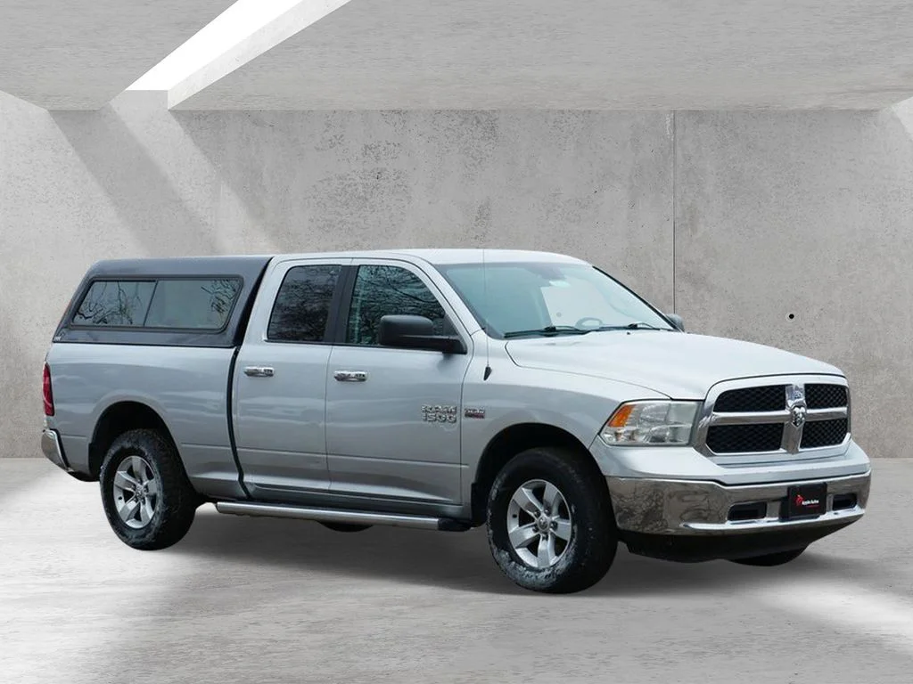 2017 RAM 1500 SLT 4x4 Quad Cab 6'4's photo
