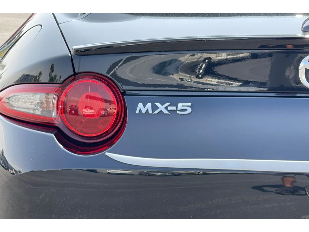 Used 2020 Jet Black Mica Mazda Club image 47