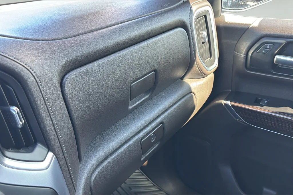 Certified Used 2020 PACIFIC BLUE METALLIC GMC SLE image 29