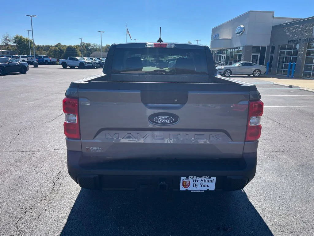 New 2026 Carbonized Gray Metallic Ford XLT image 4
