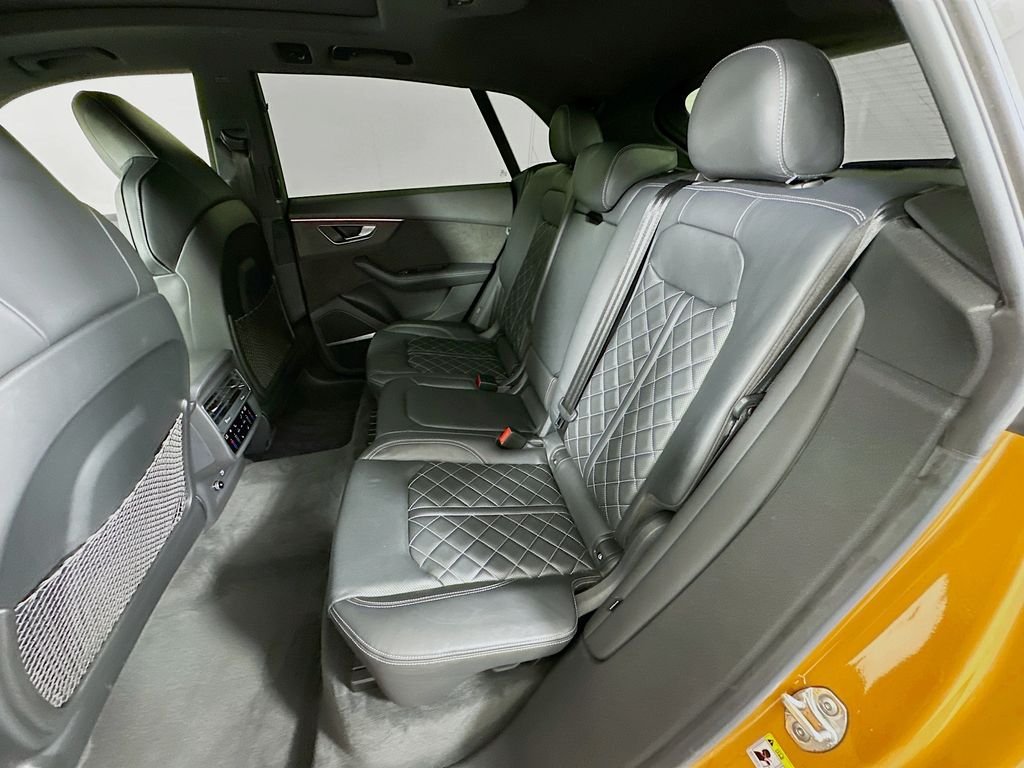 Used 2021 Dragon Orange Metallic Audi 4.0T Prestige image 25