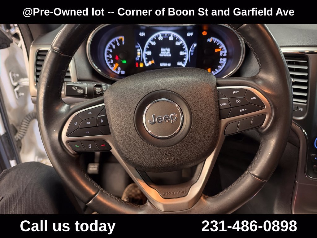 Used 2018 White Jeep Laredo E image 20
