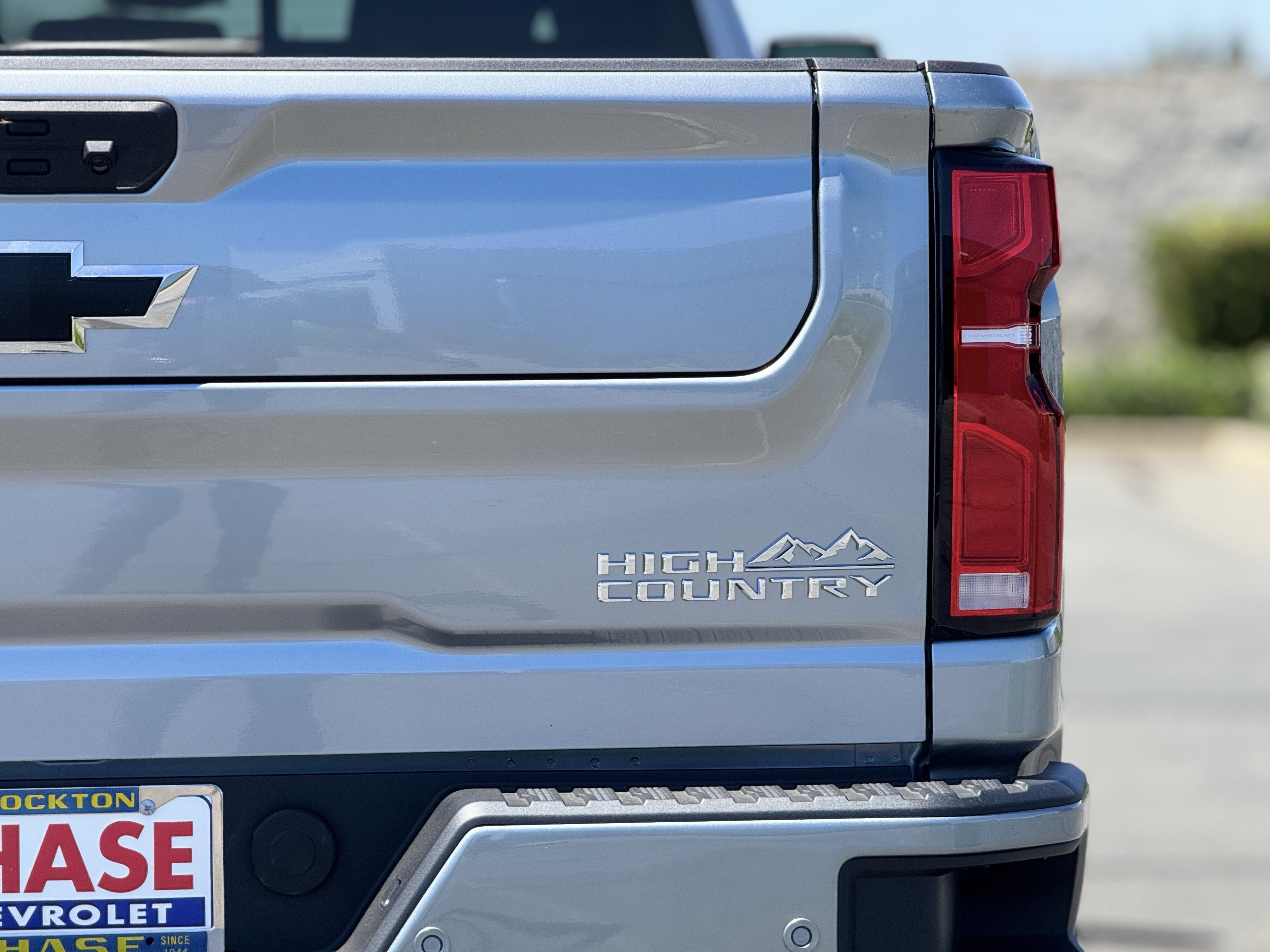 New 2026 Sterling Gray Metallic Chevrolet High Country image 8