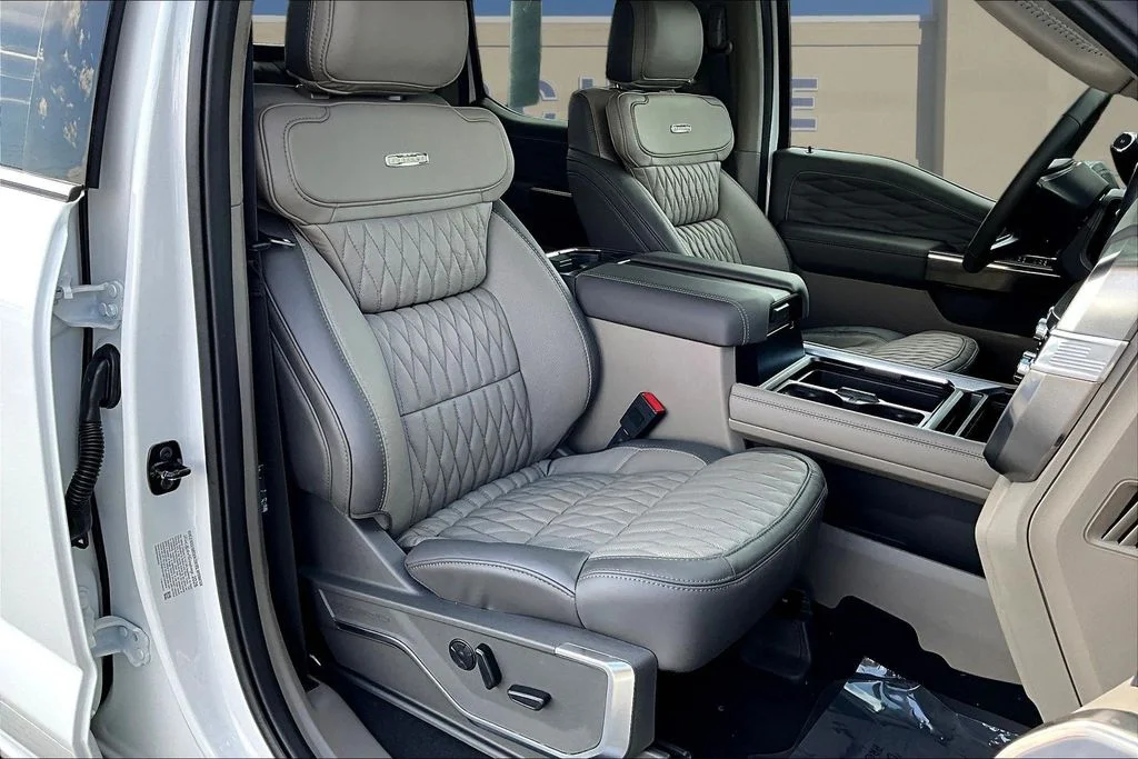 New 2026 Star White Metallic Tri-Coat Ford F-350® Platinum® image 11