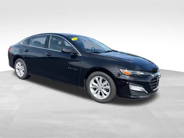 Used 2025 Mosaic Black Metallic Chevrolet 1LT image 7