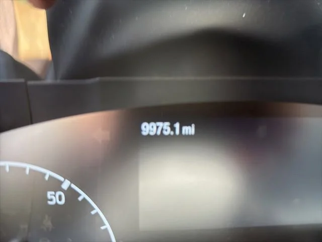 Used 2024 Beige Ford XLT image 2
