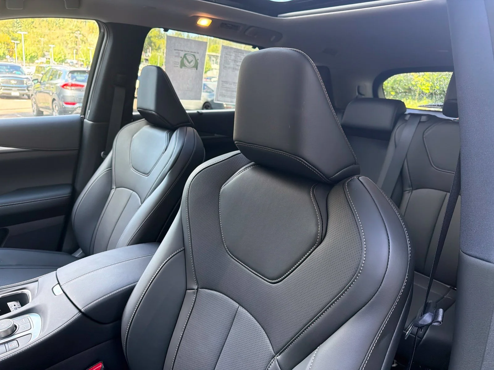 Used 2026 Blue INFINITI LUXE image 12