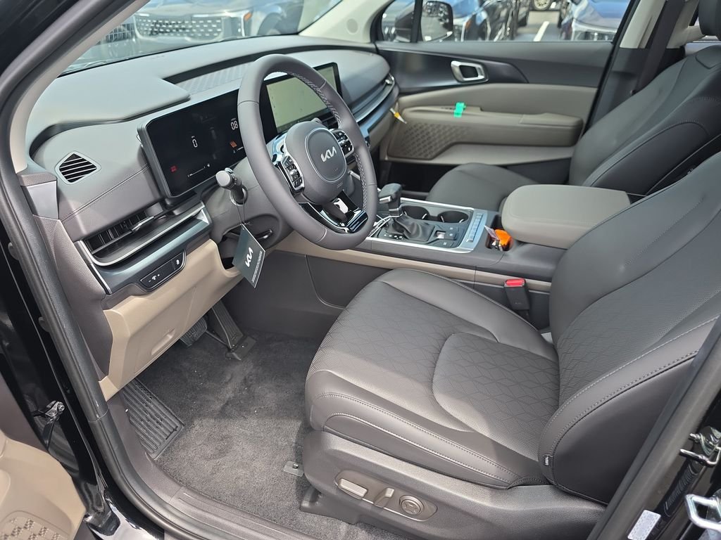 New 2026 Aurora Black Pearl Kia LXS image 11