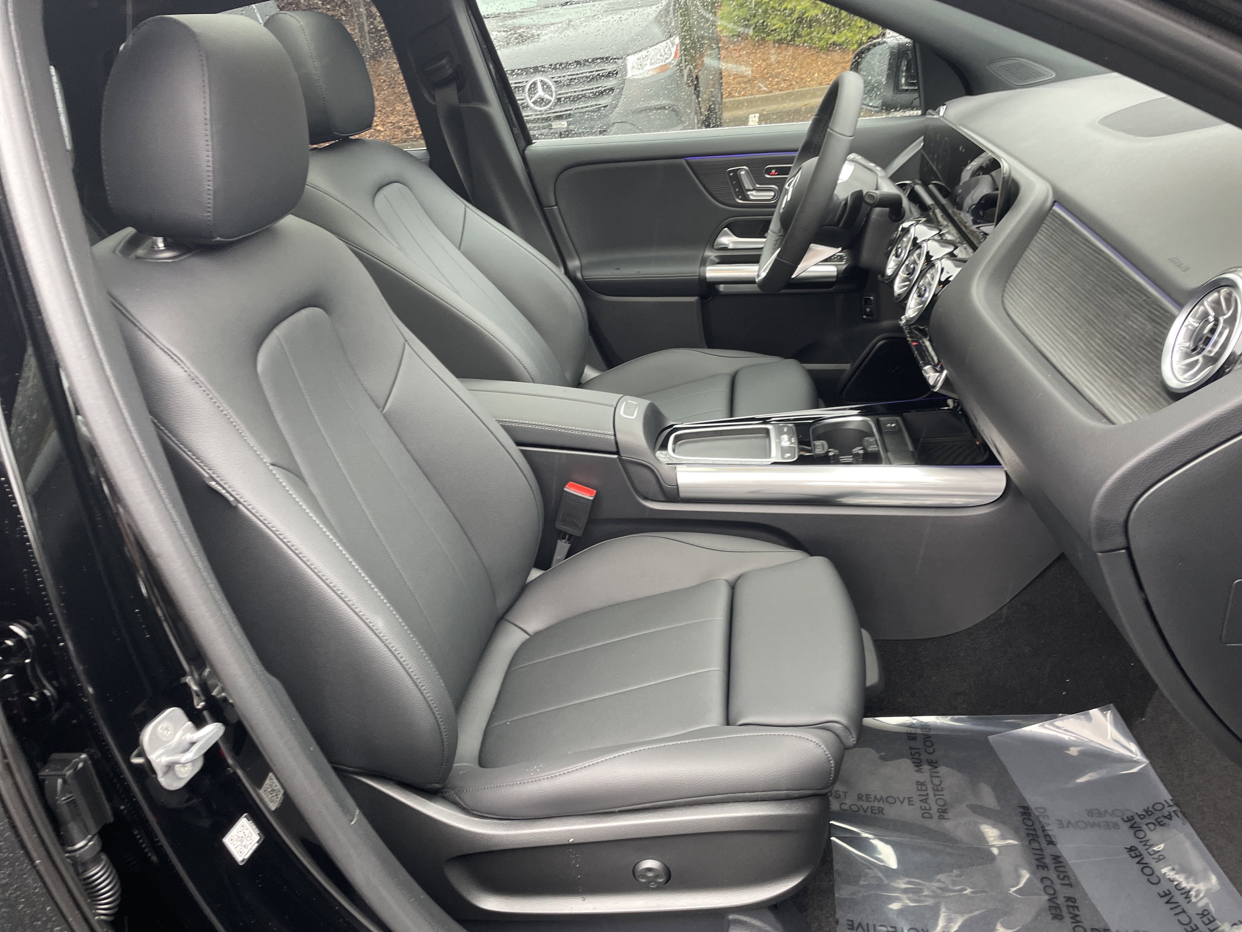 New 2026 Night Black Mercedes-Benz GLA 250 SUV image 44