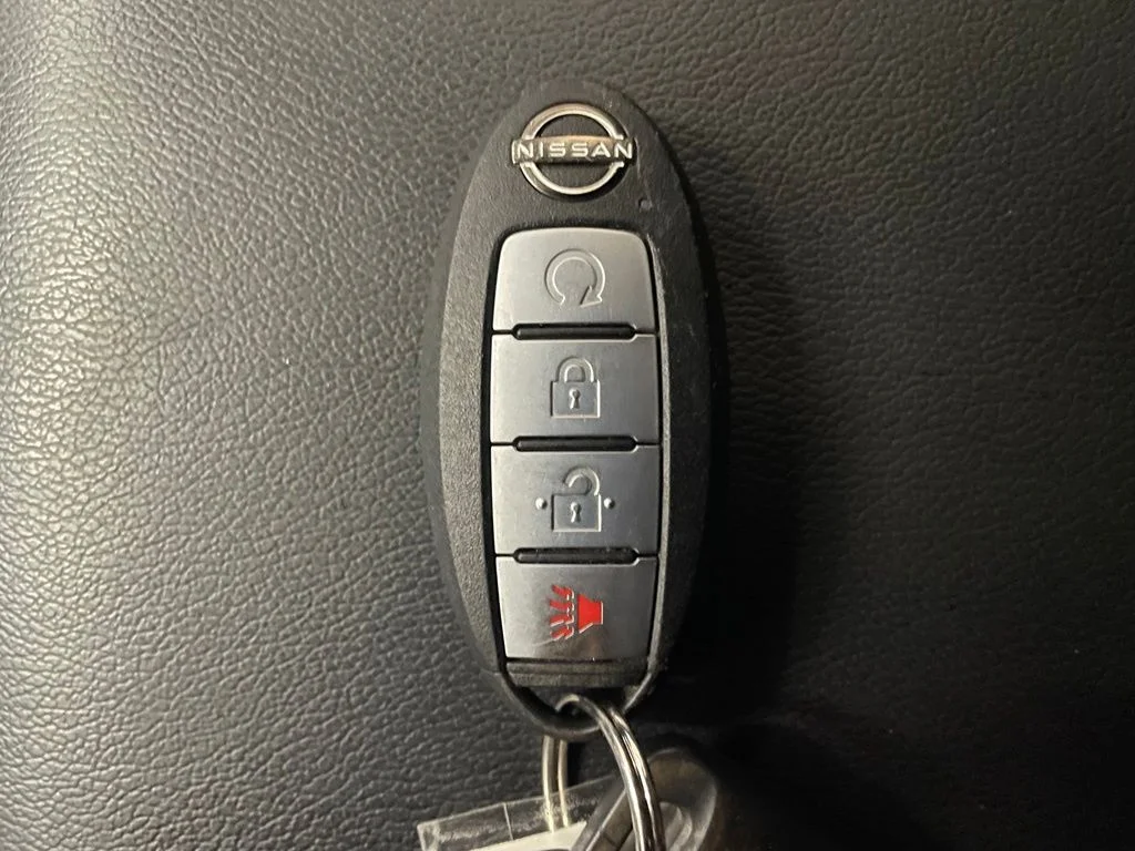Used 2025 Gray Nissan PRO-X image 18