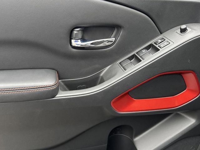 2025 Nissan Frontier PRO-4X - Photo 13