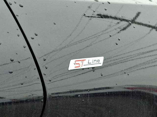 New 2026 Agate Black Metallic Ford ST-Line image 40